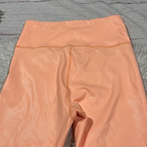 IVL Collective Peach Liquid Shine High Rise Leggings - Picture 11 of 11